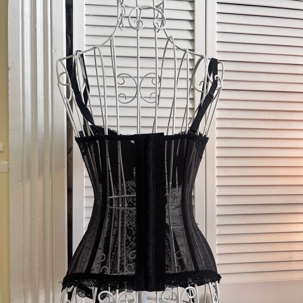 Underwire bustier corset! Unknown brand